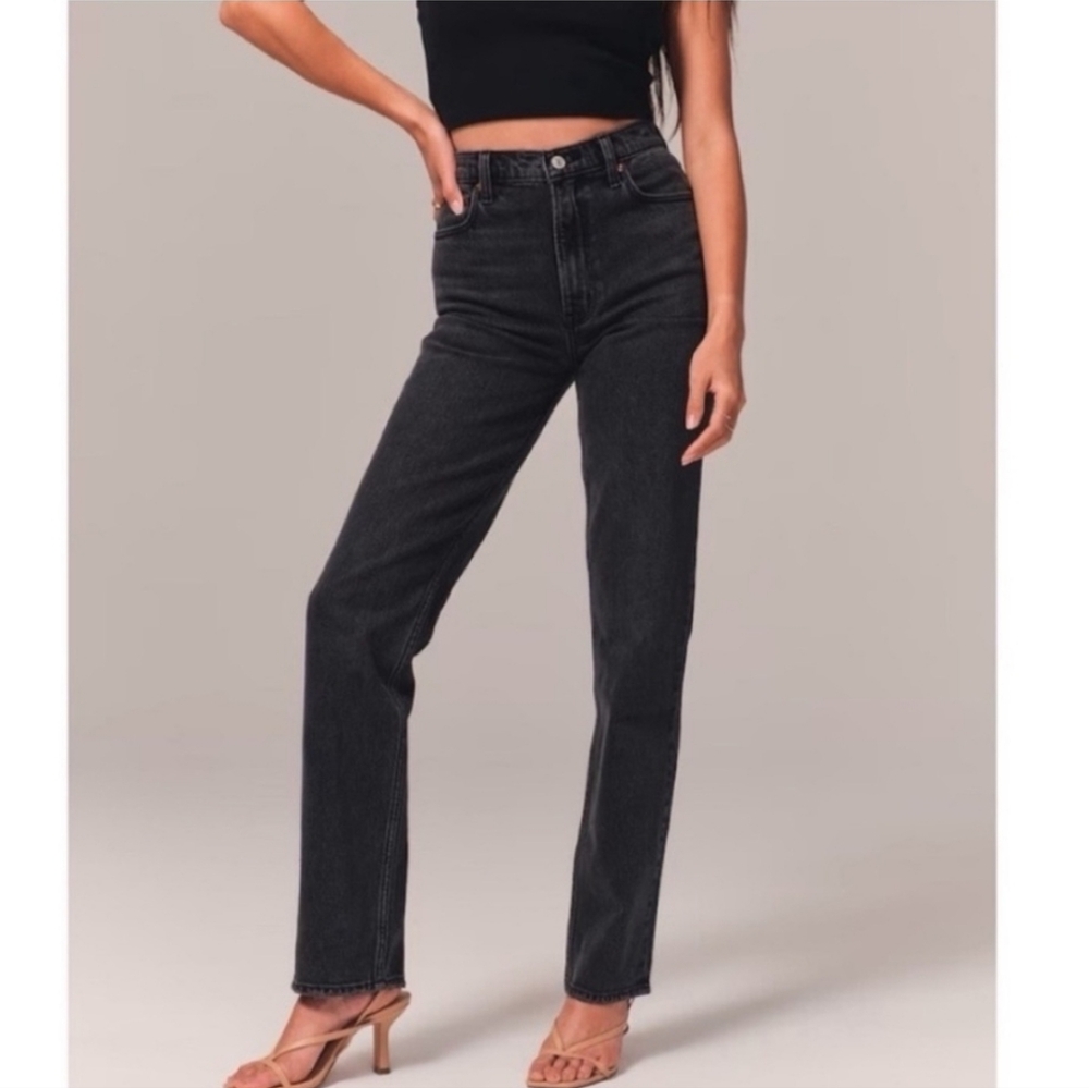 SOLD-Abercrombie & Fitch The 90s Straight Ultra High Rise Jeans Black Raw Hems - Picture 1 of 11